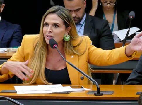 homem-que-chamou-deputada-de-“prostituta”-e-“vagabunda”-e-indiciado