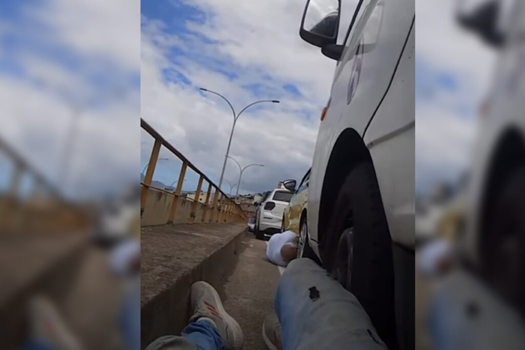 rj:-videos-mostram-desespero-de-moradores-em-tiroteio-que-matou-“cria”