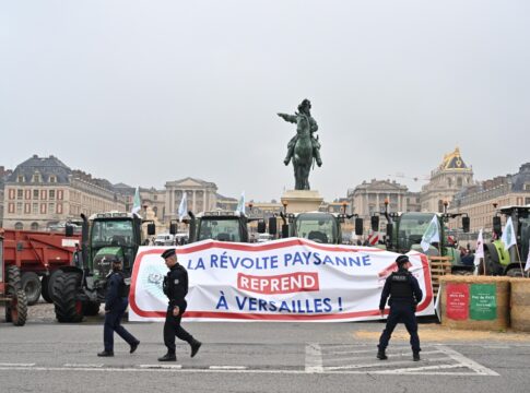 agricultores-pressionam-macron-contra-acordo-que-favorece-o-mercosul