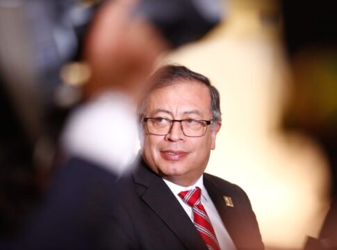 petro-responde-trump-apos-ter-visto-revogado:-“nenhum-passo-para-tras”