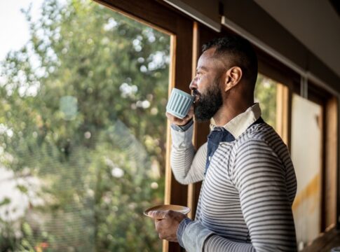 cha-anti-inflamatorio-controla-pressao-e-auxilia-no-emagrecimento