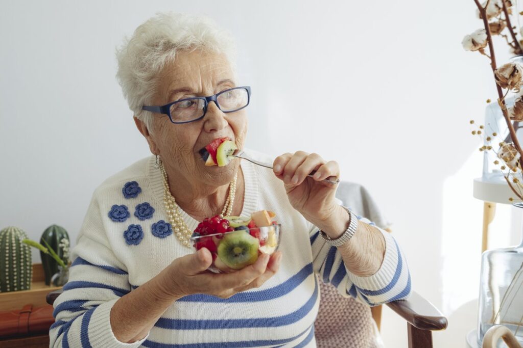 fruta-comum-ajuda-a-evitar-gordura-no-figado-e-faz-bem-aos-rins;-veja