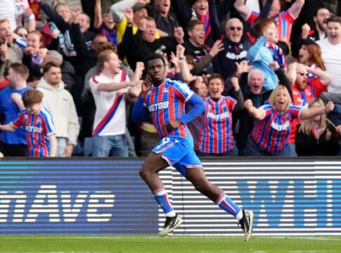 premier-league:-liverpool-perde-invencibilidade-para-o-crystal-palace