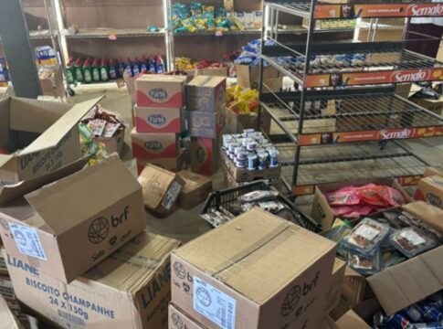 df:-toneladas-de-produtos-vencidos-vendidos-nas-redes-sao-apreendidos