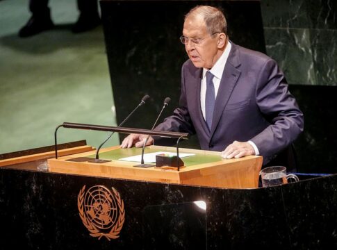 russia-nega-ataque-com-drones-a-europa-e-adverte-otan-sobre-retaliacao