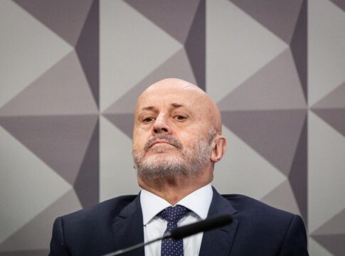 careca-do-inss-comprou-21-carros-de-luxo-em-dois-anos.-veja-imagens