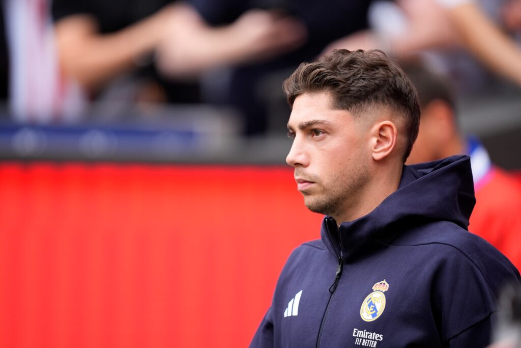 real-madrid:-valverde-abre-o-jogo-sobre-jogar-na-lateral-direita