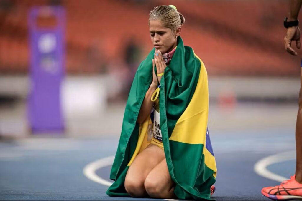 mundial-de-atletismo:-thalita-simplicio-e-tetracampea-nos-400m