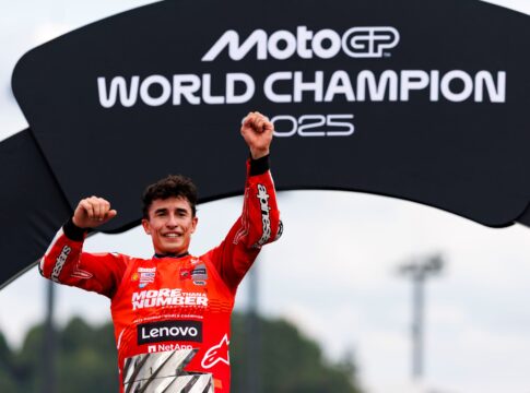 marc-marquez-da-a-volta-por-cima-para-conquistar-o-hepta-da-motogp
