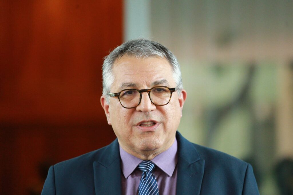 padilha-alerta-sobre-sintomas-de-intoxicacao-por-metanol:-“colica”