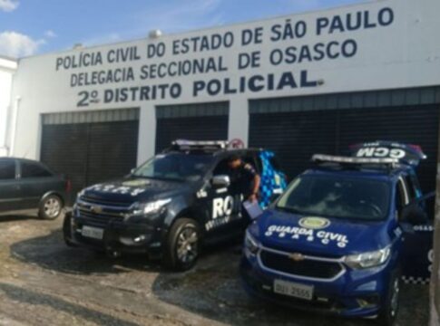 jovem-passa-por-cirurgia-no-labio-apos-ser-agredida-por-mulher-em-bar