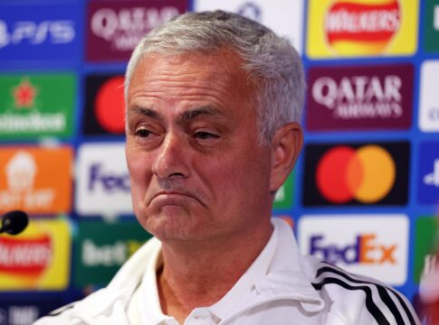 mourinho-e-sincero-sobre-relacao-com-o-chelsea:-“nao-sou-mais-um-blue”