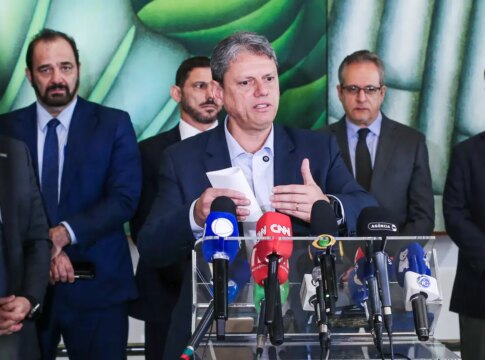 tarcisio-instala-gabinete-de-crise-para-investigar-metanol