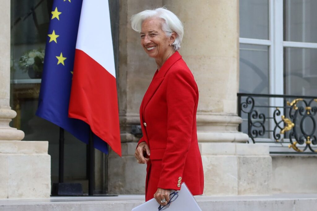 lagarde:-inflacao-na-europa-esta-sob-controle-e-tarifas-afetaram-pouco
