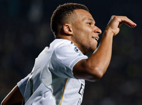 com-tres-gols-de-mbappe,-real-madrid-atropela-kairat-pela-champions