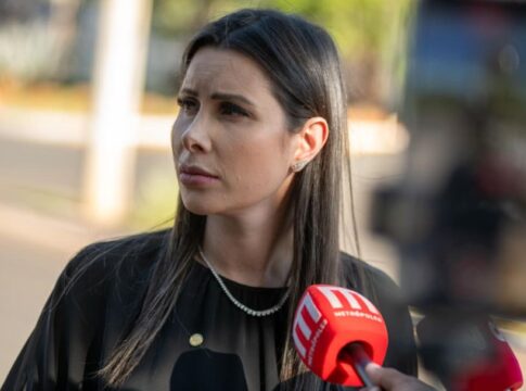 por-conta-da-crise-de-solucos,-bolsonaro-“nao-tem-paz”,-diz-de-toni