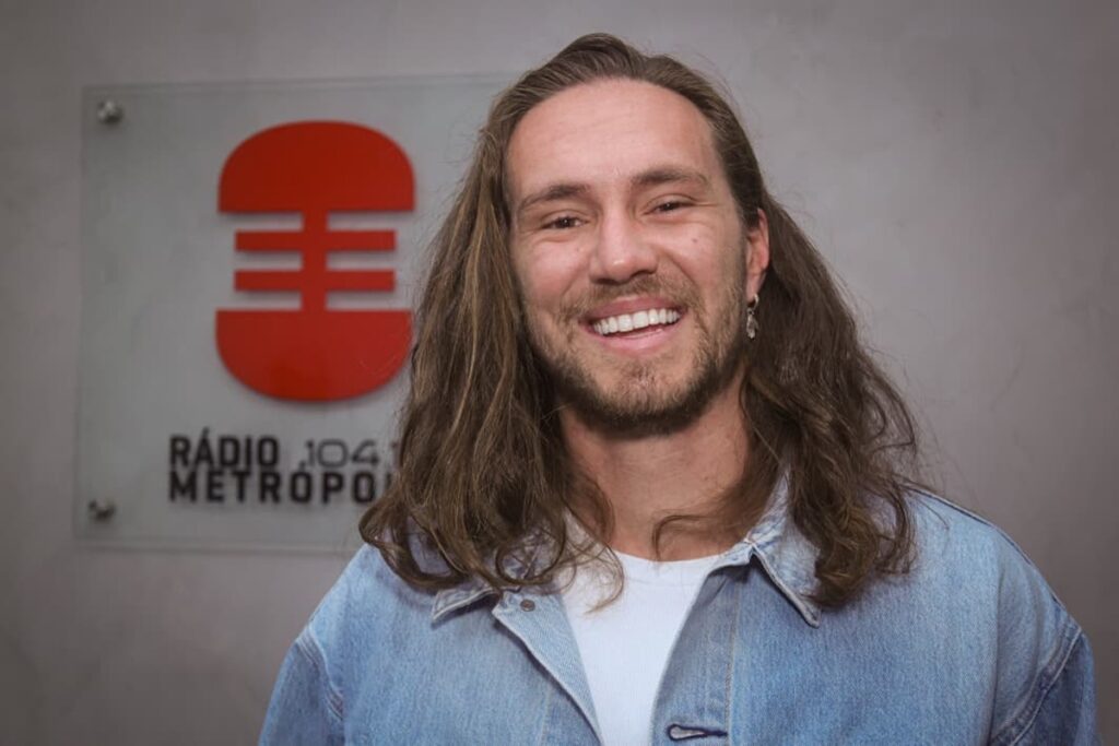 vitor-kley-relembra-pai-em-fala-emocionante:-“me-acompanhando”