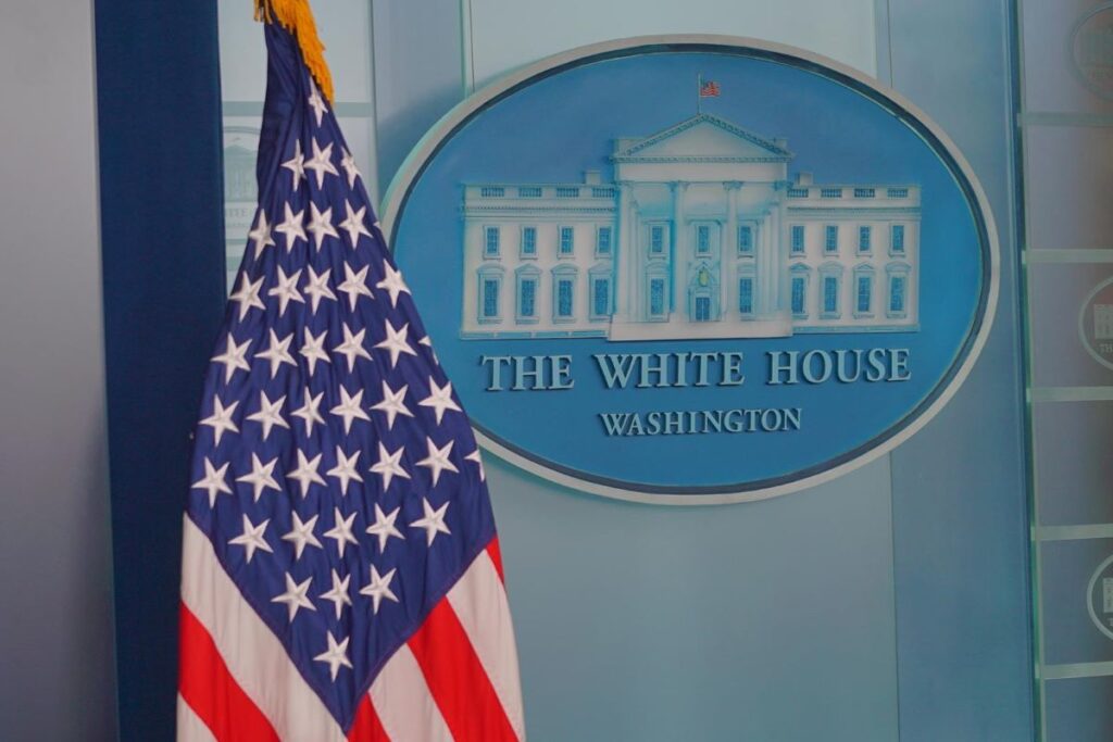 apos-impasse-no-senado,-eua-deve-enfrentar-paralisacao-no-governo