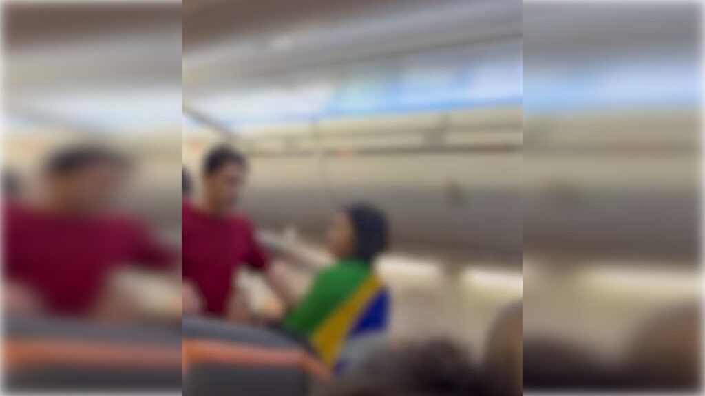 video:-mulher-com-bandeira-do-brasil-diz-que-nao-viaja-com-petistas-e-e-expulsa-de-aviao