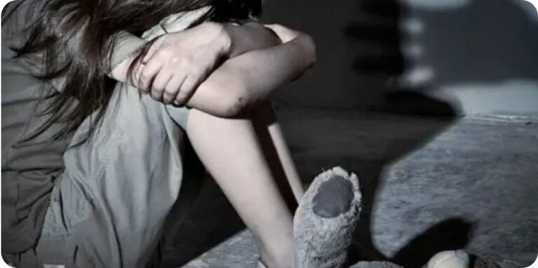 Rio Tarauacá atinge menos de 75 centímetros e causa problemas no transporte e abastecimento na cidade de Jordão