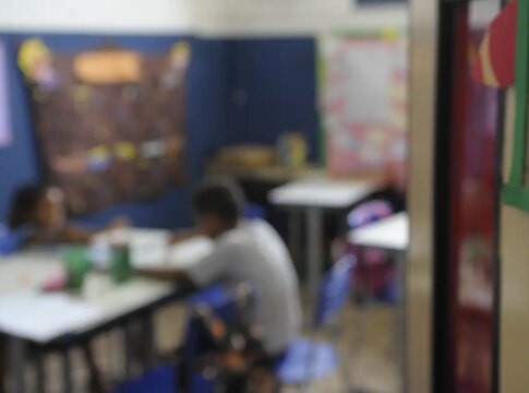 educacao-deve-ser-direito-e-nao-heranca-de-classe,-diz-especialista