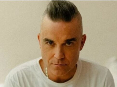 robbie-williams-revela-medo-dos-palcos-apos-diagnostico-de-tourette robbie-williams-revela-medo-dos-palcos-apos-diagnostico-de-tourette