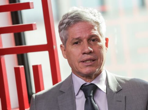 metropoles-entrevista-o-ministro-paulo-teixeira;-acompanhe