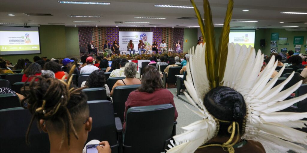 povos-tradicionais-debatem-transformacao-agroecologica