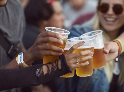 bebidas-alcoolicas-podem-ser-liberadas-em-estadios-de-sp-apos-30-anos