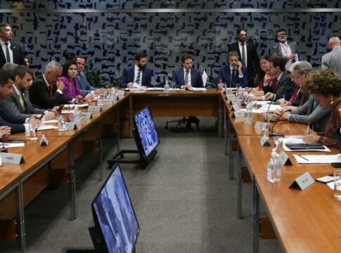 camara-pode-votar-amanha-tornar-crime-hediondo-adulterar-alimentos