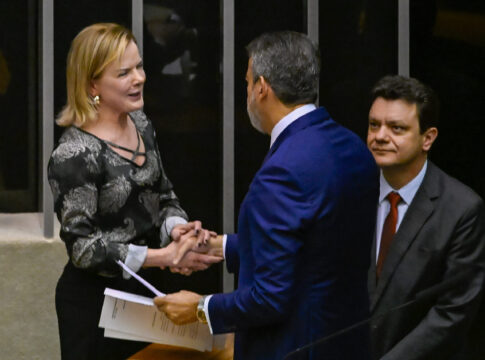 apos-aprovacao-do-ir,-gleisi-diz-que-foco-do-governo-sera mp-do-iof