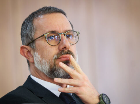 cpmi-do-inss-ouve-o-ministro-da-controladoria-geral-da-uniao-nesta-5a