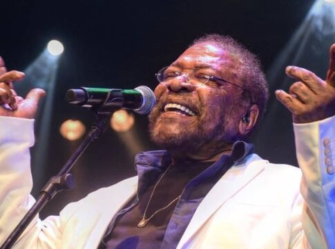 martinho-da-vila-da-aula-de-samba-e-pagode-no-festival-estilo-brasil
