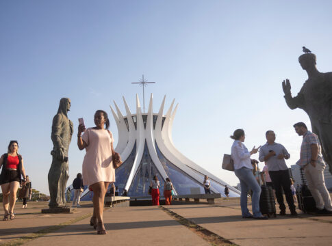festividades-de-nossa-senhora-aparecida-agitam-catedral-de-brasilia;-veja-programacao