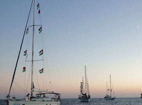 flotilha-global-sumud:-onze-brasileiros-sao-capturados-por-israel
