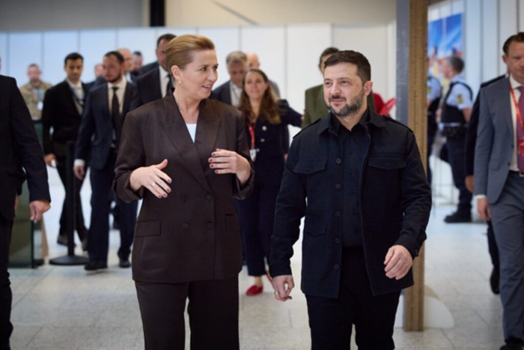 zelensky-visita-dinamarca-e-leva-especialistas-em-abater-drones