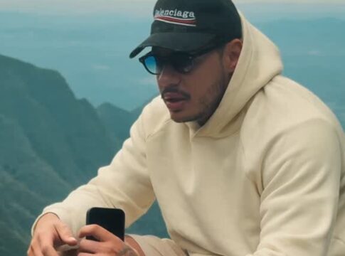 fas-e-amigos-famosos-reagem-a-noticia-da-internacao-de-hungria