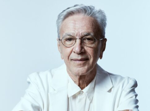 caetano-veloso-se-apresenta-no-festival-estilo-brasil,-em-dezembro