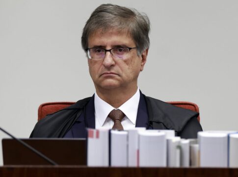 pgr-se-manifesta-contra-mandato-parlamentar-a-distancia