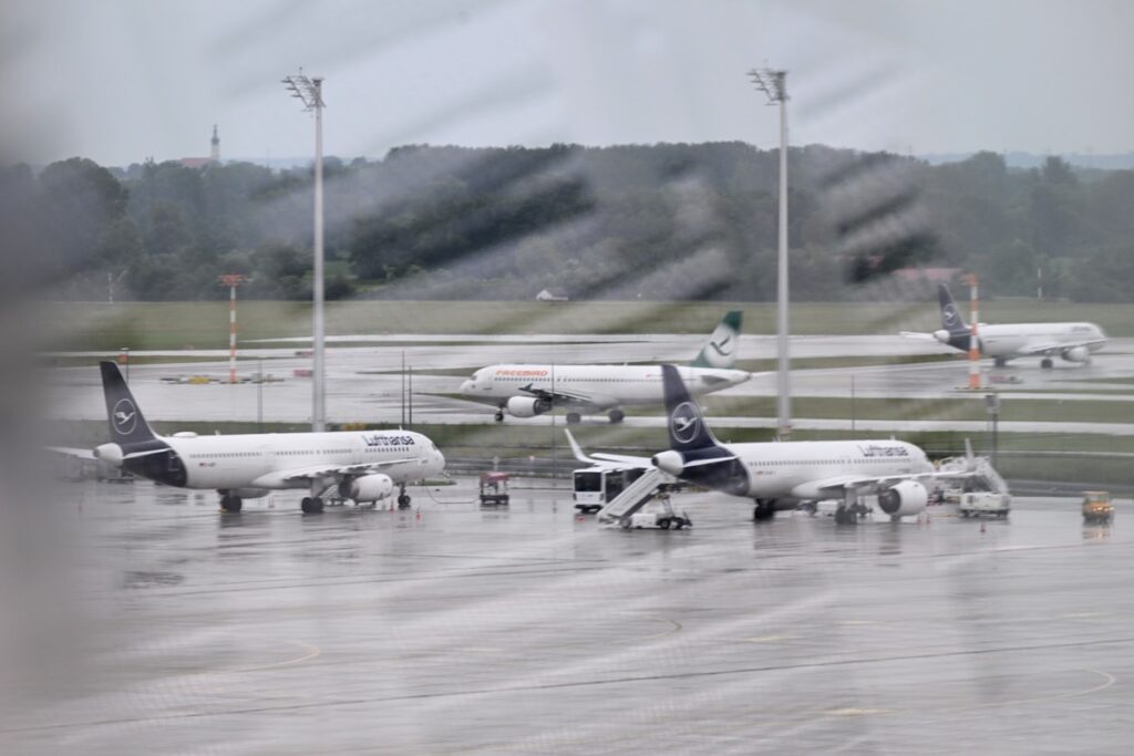 drones-causam-fechamento-temporario-de-aeroporto-na-alemanha