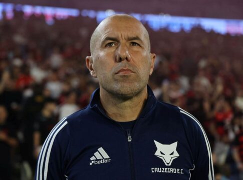 leonardo-jardim-se-diz-satisfeito-com-empate-contra-o-flamengo