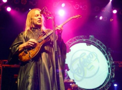 sergio-hinds:-ponte-entre-o-terco-e-clube-da-esquina-no-estilo-brasil