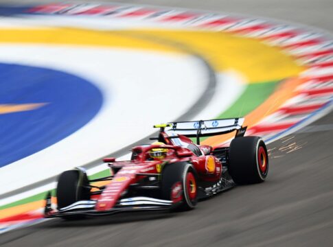 formula-1:-alonso-lidera-1°-treino-livre-em-singapura;-bortoleto-e-17°