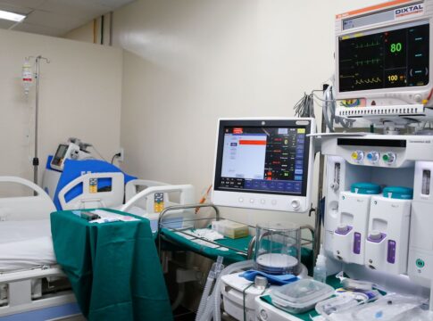 sus-fara-cirurgia-de-cancer-de-prostata-por-robo