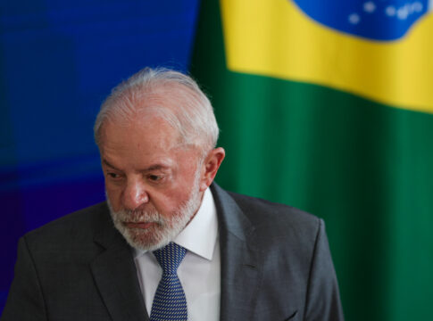 “tivemos-medo-que-pegasse-fogo”,-diz-lula-sobre-falha-em-aviao-da-fab