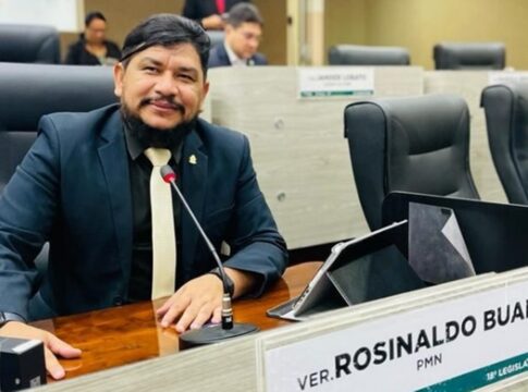 vereador-e-chefe-de-gabinete-sao-presos-com-armas-e-cofres-trancados