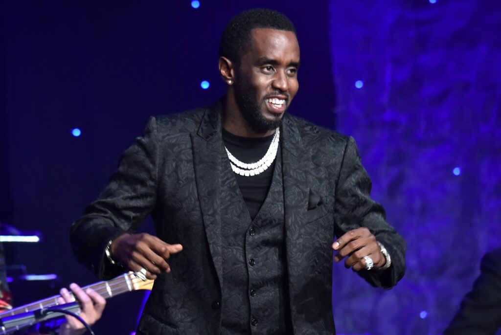 web-se-revolta-com-sentenca-de-diddy:-“merecia-pena-de-morte”