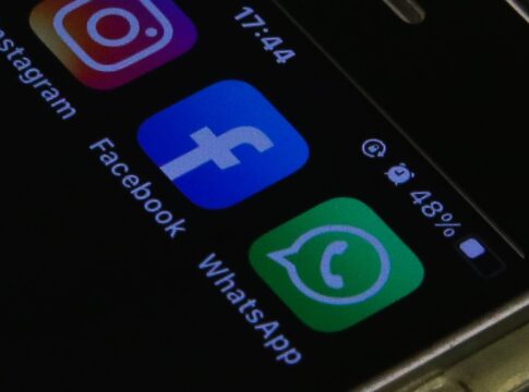 agu-pede-que-redes-sociais-removam-desinformacao-sobre-cnu-2025