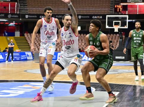 torneio-abertura-nbb:-pato-basquete-bate-o-uniao-corinthians-de-virada