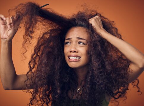 experts-apontam-cuidado-esquecido-capaz-de-recuperar-a-saude-do-cabelo